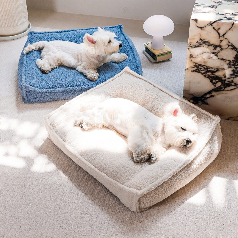 Cama para Cães e Gatos com Suporte curvo em Tecido Teddy Impermeável