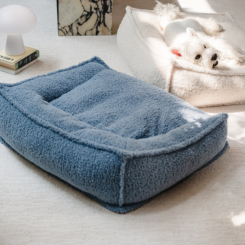 Cama para Cães e Gatos com Suporte curvo em Tecido Teddy Impermeável