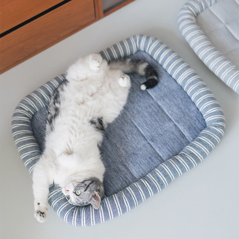 Cama para cães e gatos, macia, listrada, refrescante, de seda gelada, com estilo