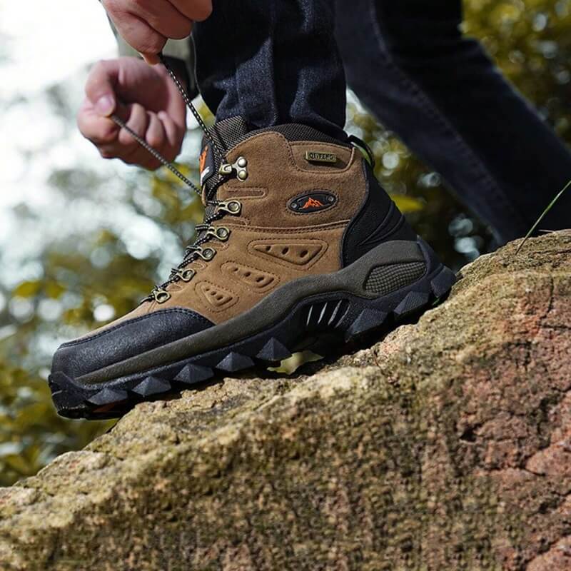 Bota de Couro Berlim Masculina Impermeável Marrom